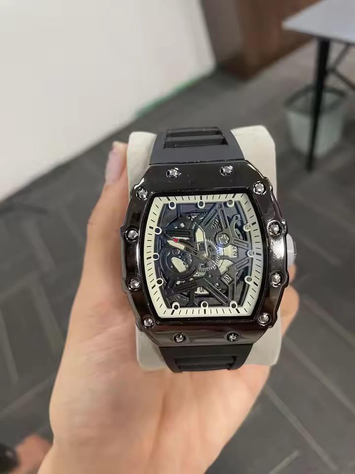 Men Watches Light Luxury Brand Domineering Beauty Trend Pentagram Luminous Wine Barrel Shaped Male Fashion Quartz Clock Watch
